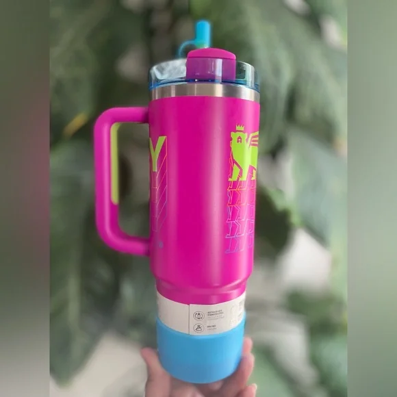 ๐FLASH SALE๐ Stanley Vivid Violet Reverb 30oz tumbler with accessories - Picture 2 of 5